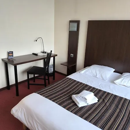 Adonis Lyon Est Artys Hotel Saint-Priest-en-Jarez